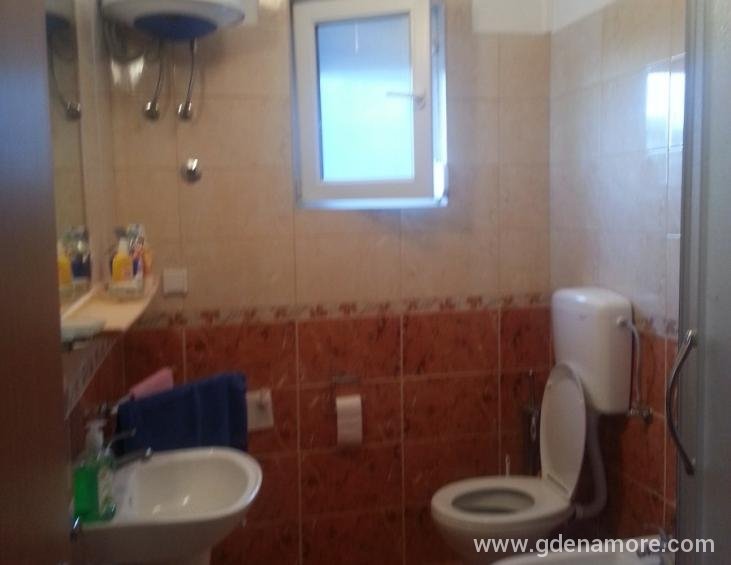 Toalet velikog apartmana